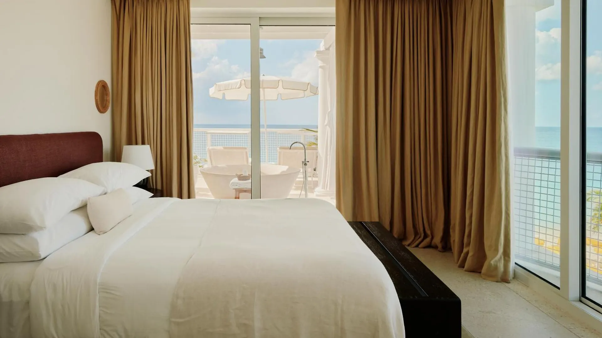 Palm Heights Hotel George Town